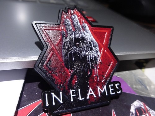 Flames metal pin - flames,